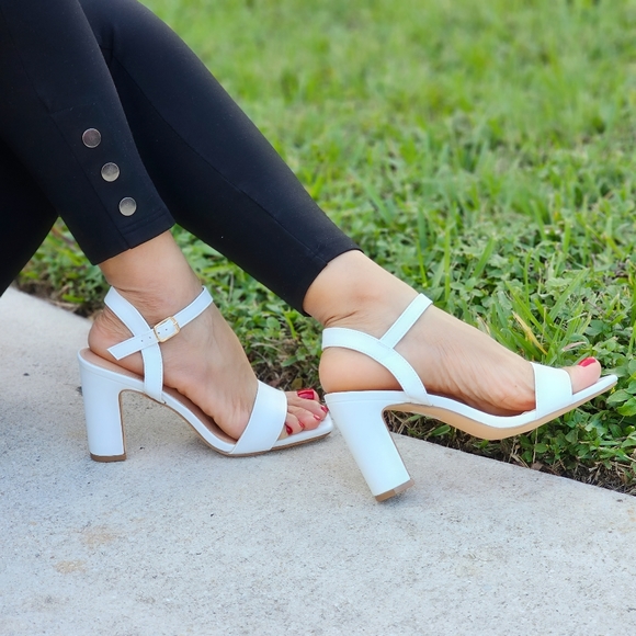 Women's White Ankle Strap Block Heel Dress Sandals - Picture 3 of 5